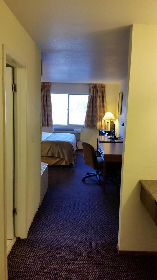 Riverwalk Inn & Suites Fort Atkinson Exteriér fotografie