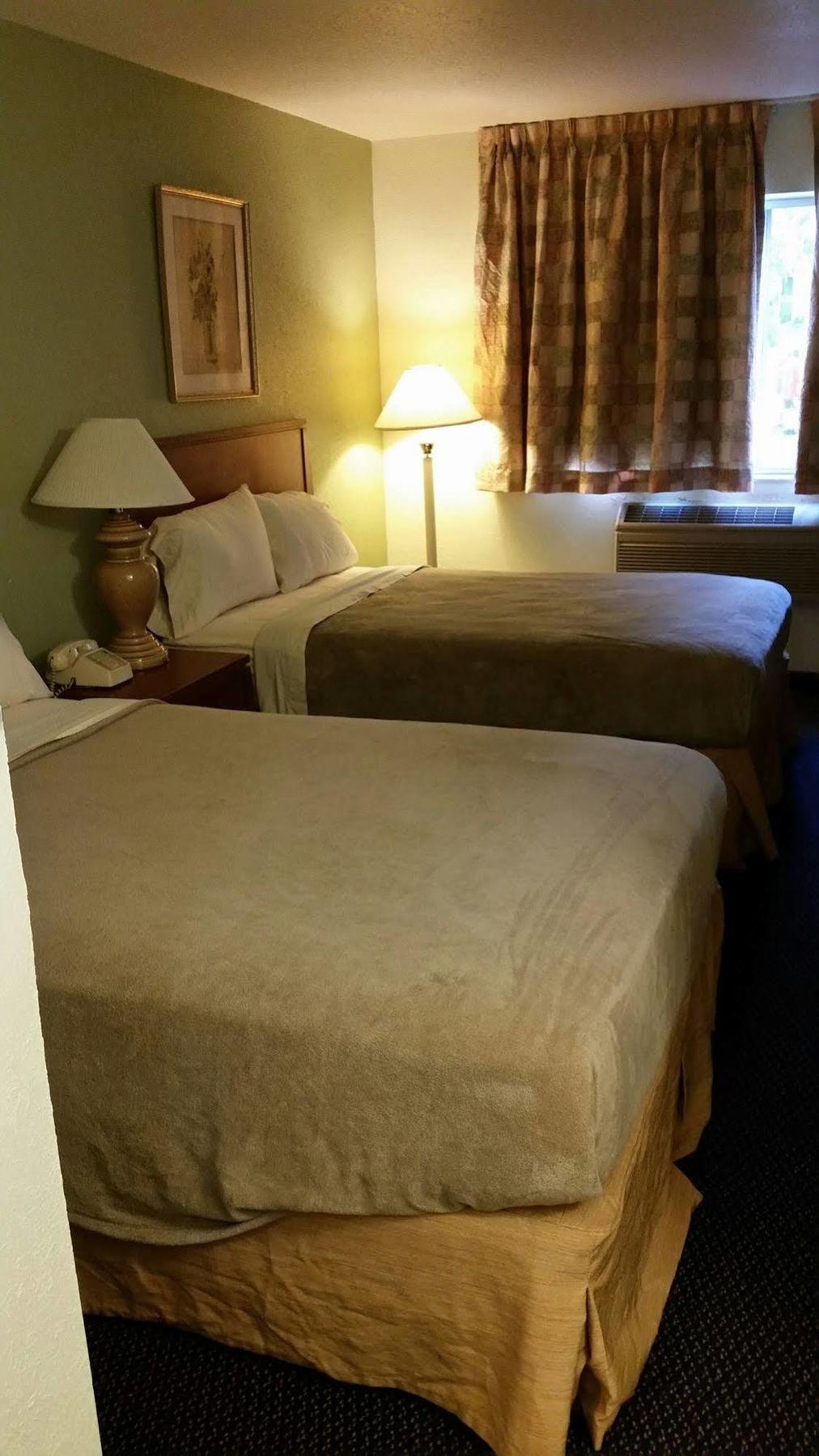 Riverwalk Inn & Suites Fort Atkinson Exteriér fotografie